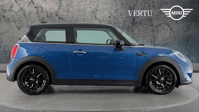 MINI Hatchback 1.5 Cooper Classic 3dr Auto Petrol Hatchback